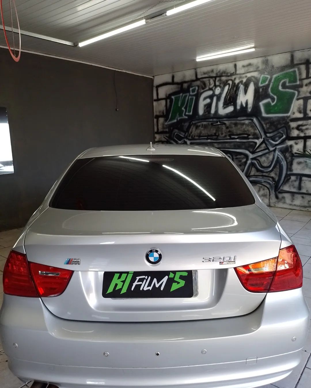 Instalação profissional de película pela equipe Kifilm's